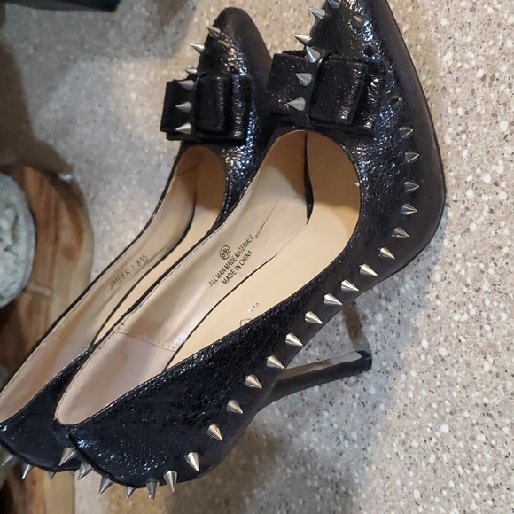 high heels - Picture 5 of 7